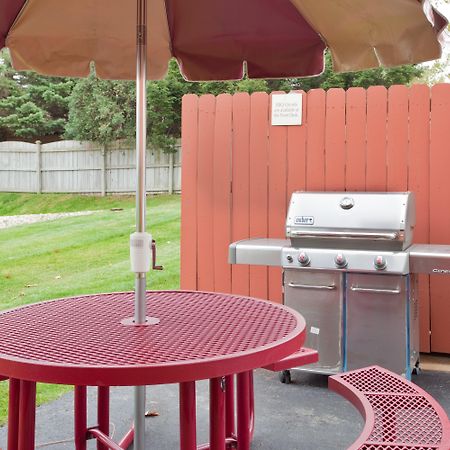 Candlewood Suites Rockford By Ihg Exterior photo