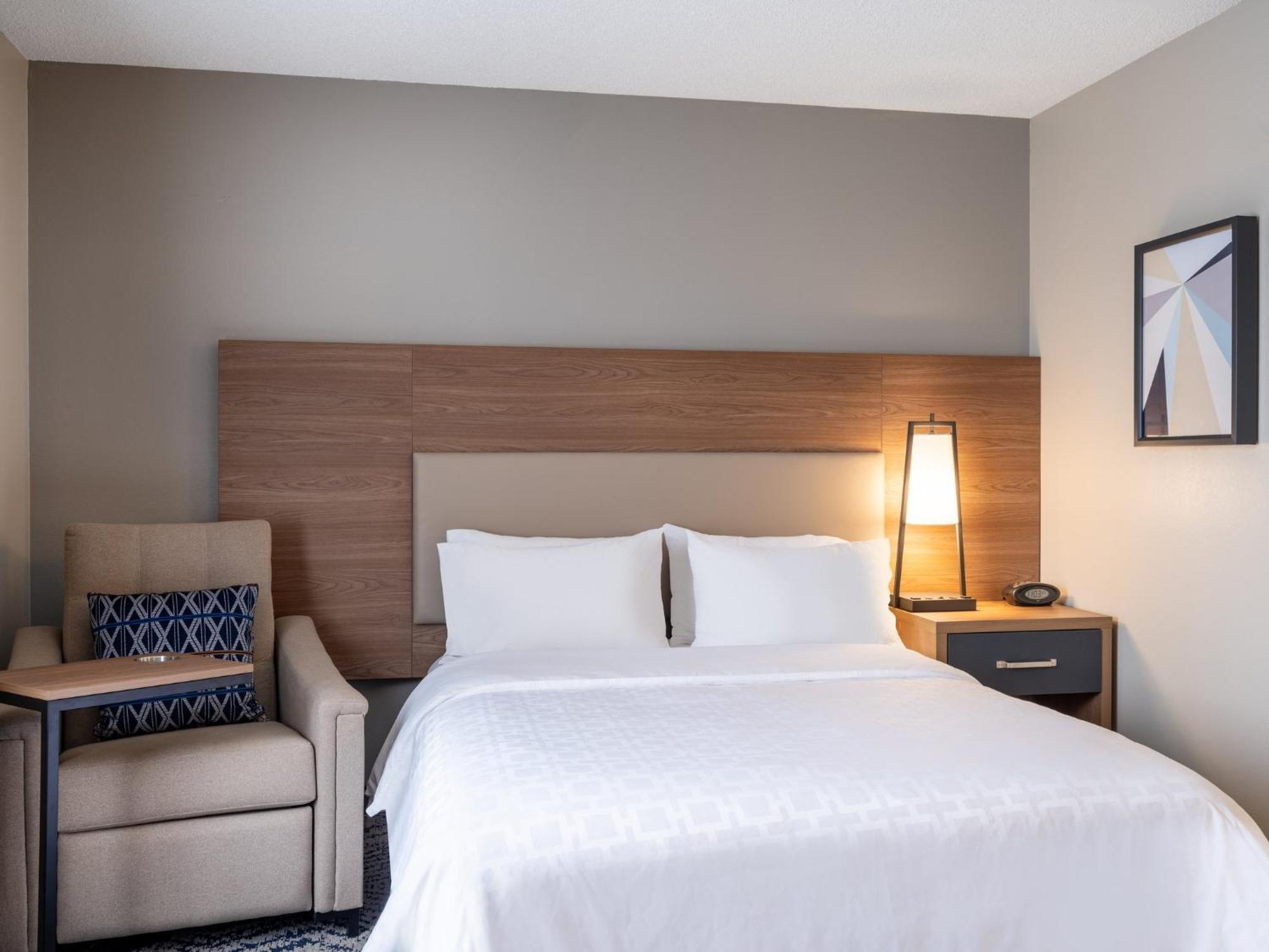 Candlewood Suites Rockford By Ihg Exterior photo